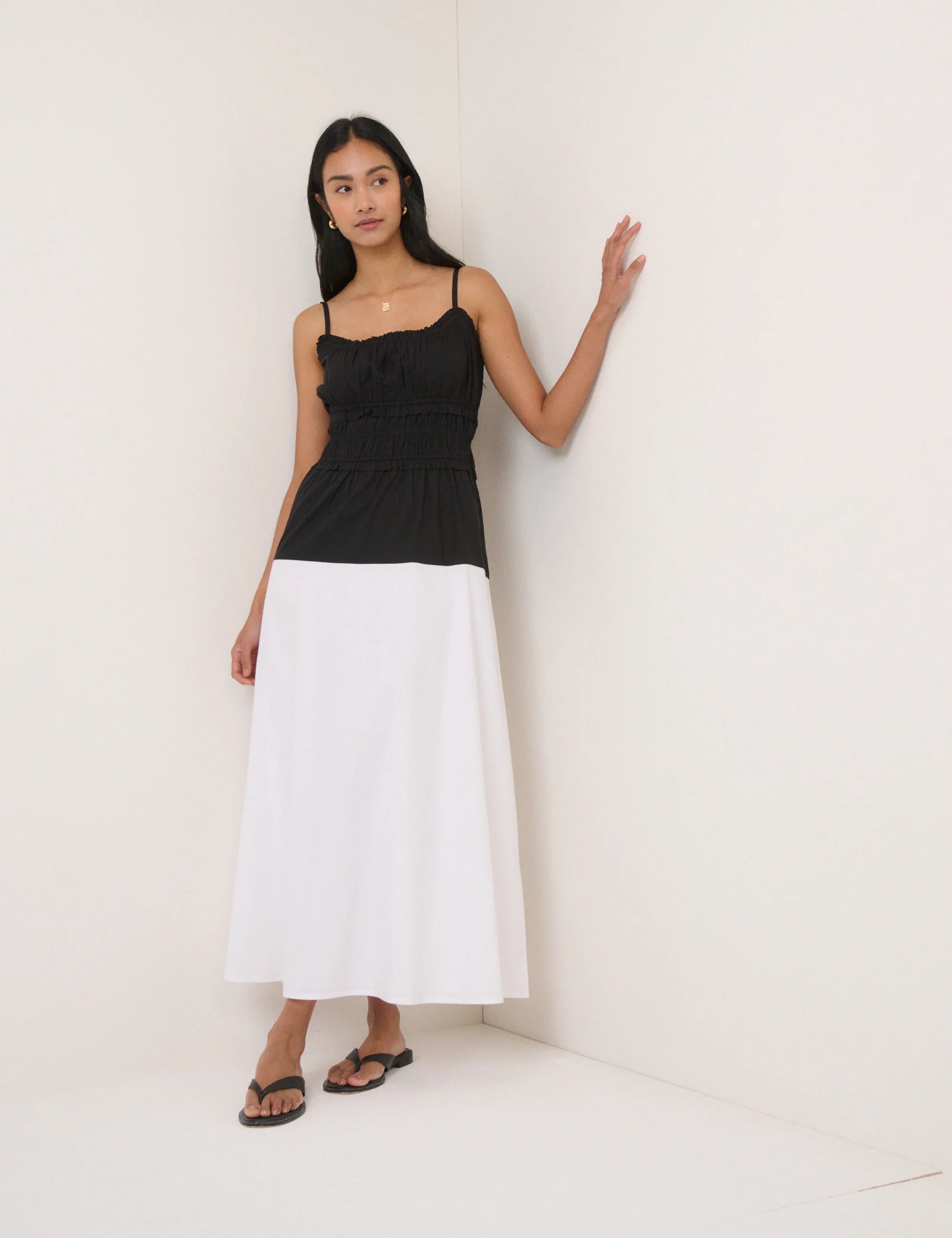Black And White Drop Waist Alina Midi Dress - Image 3