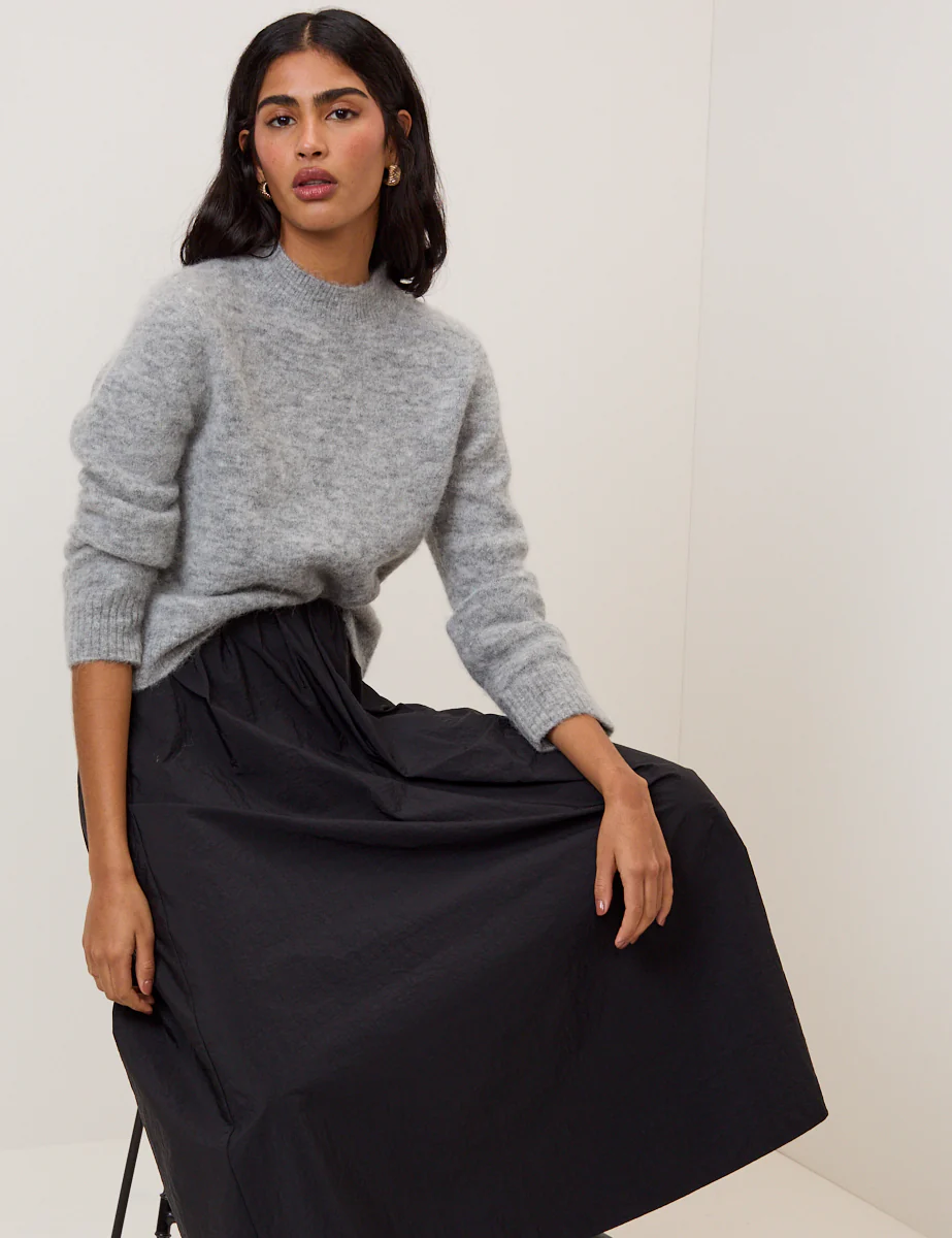 Black A-line Midi Skirt - Image 4