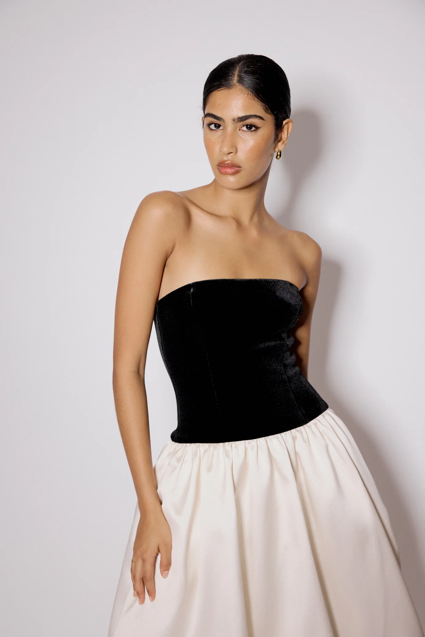 Black And White Bandeau Drop Waist Sienna Midi Dress - Image 3