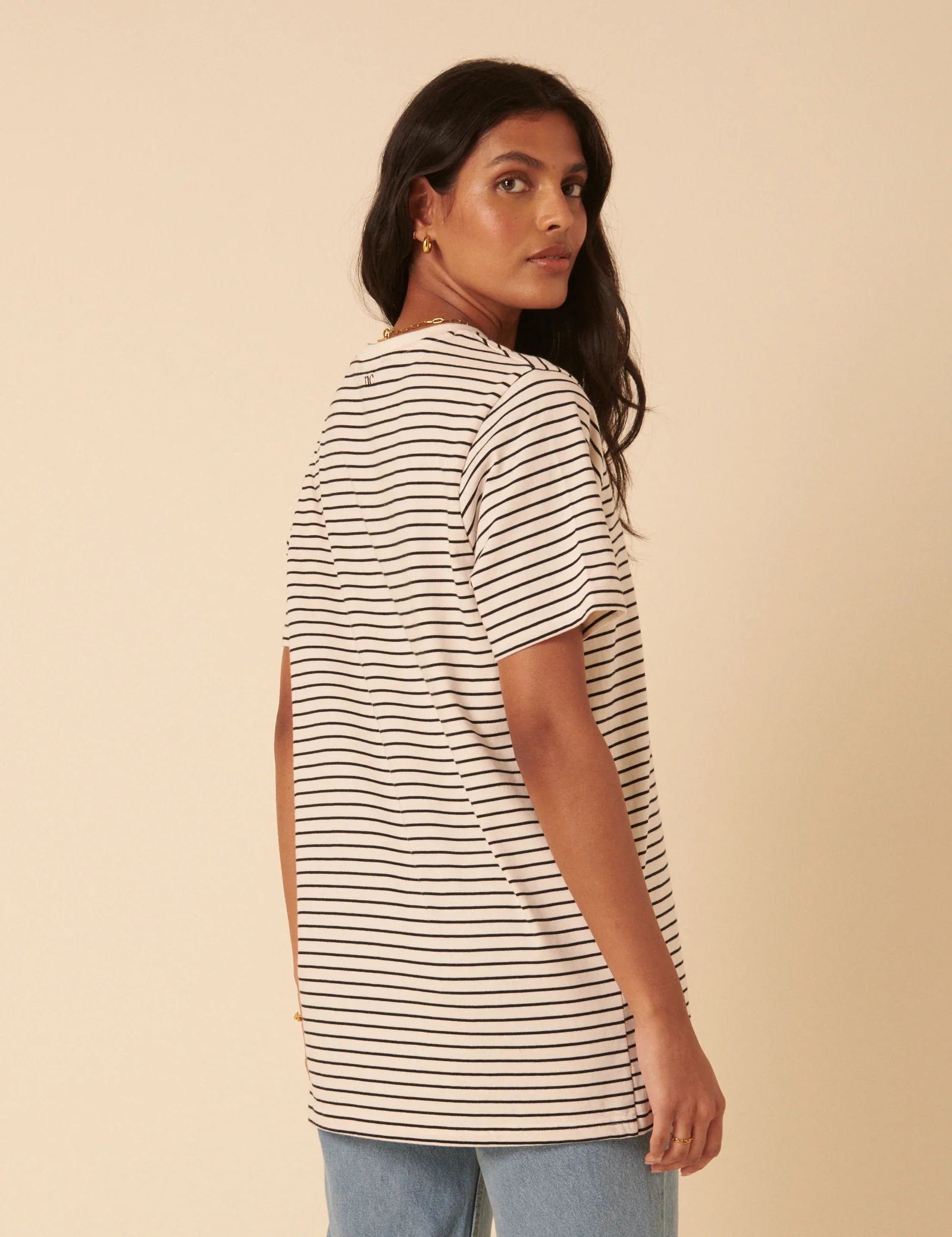 Black And White Striped Heart Embroidered T-Shirt - Image 5