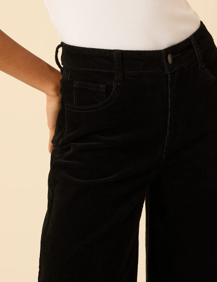Black Cord Cropped Scallop Trim Jeans - Image 5
