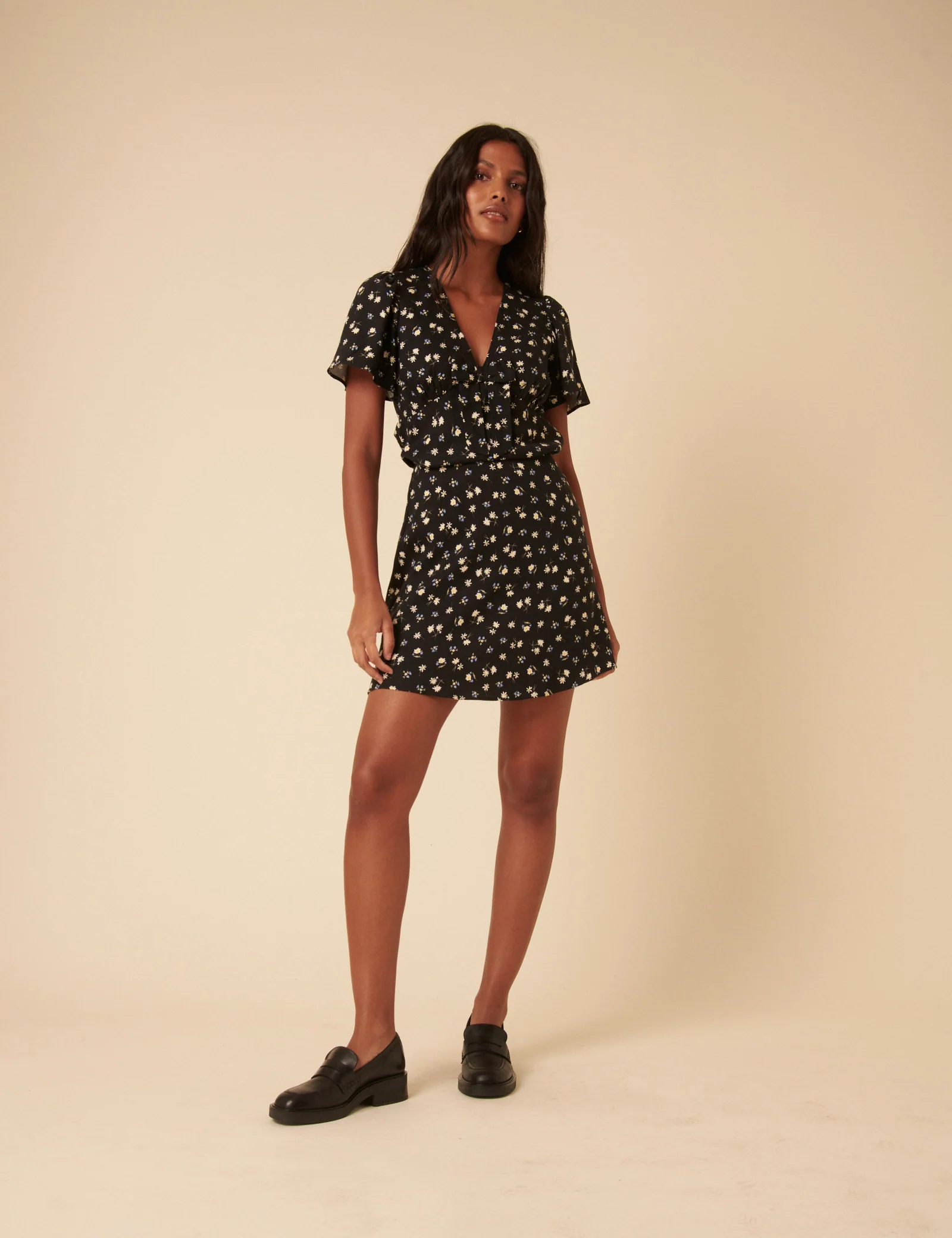 Black Ditsy Floral Mini Skirt - Image 2