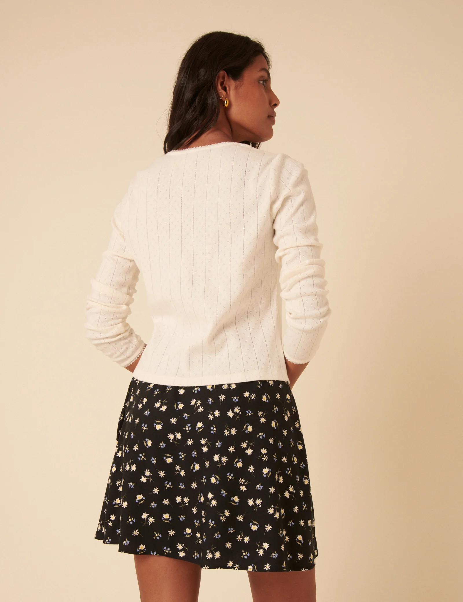 Black Ditsy Floral Mini Skirt - Image 5