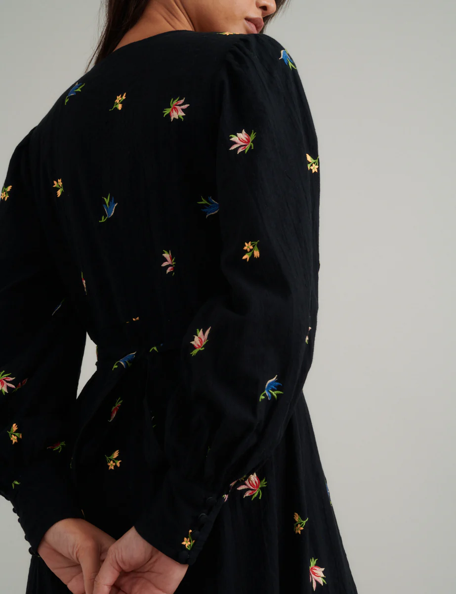 Black Floral Embroidered Balloon Sleeve Shannon Midi Dress - Image 3
