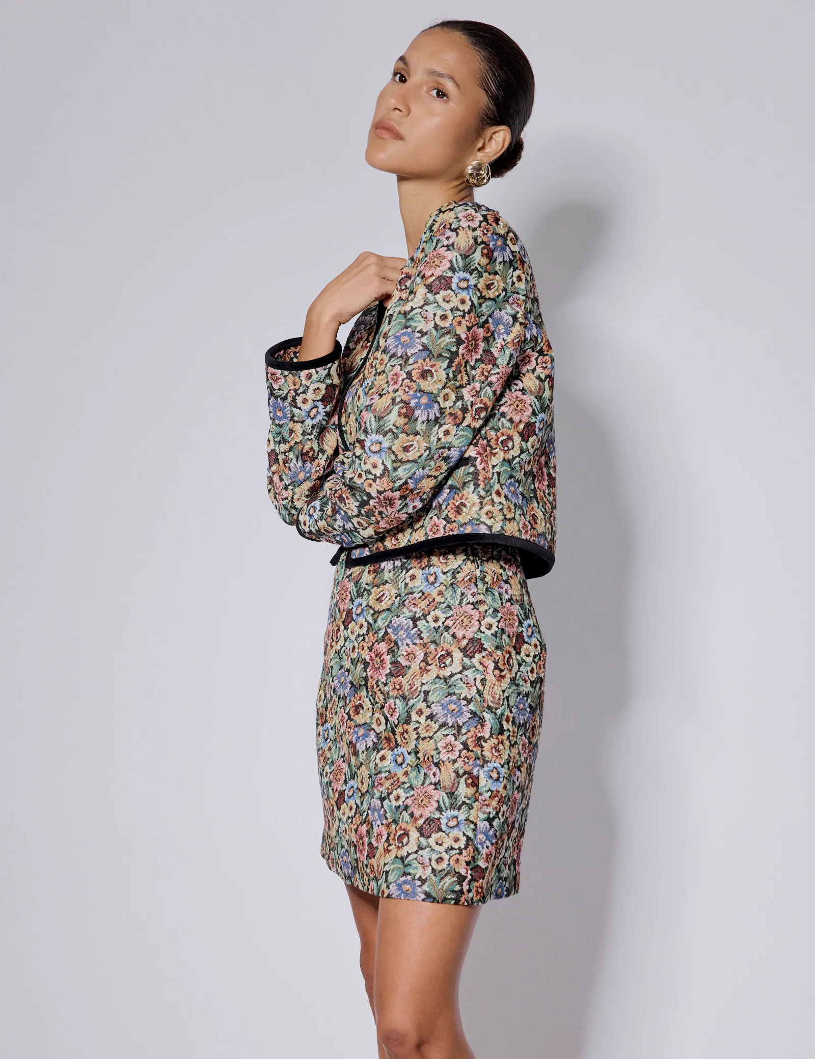 Black Floral Tapestry Jacket - Image 4