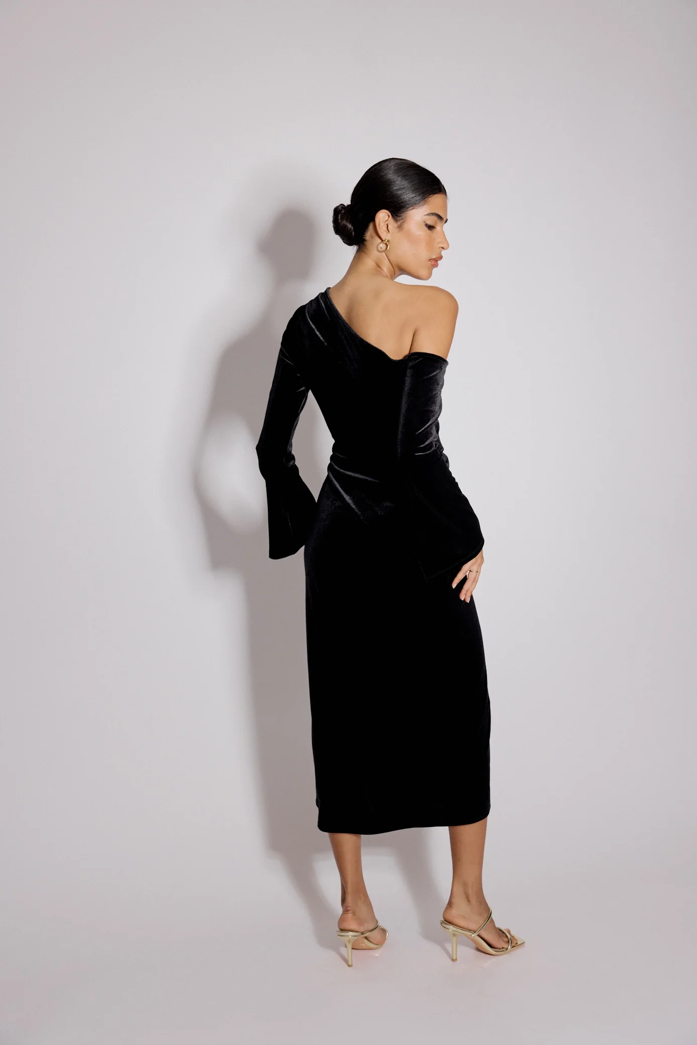 Black Velvet Asymmetric Virgo Midi Dress - Image 5