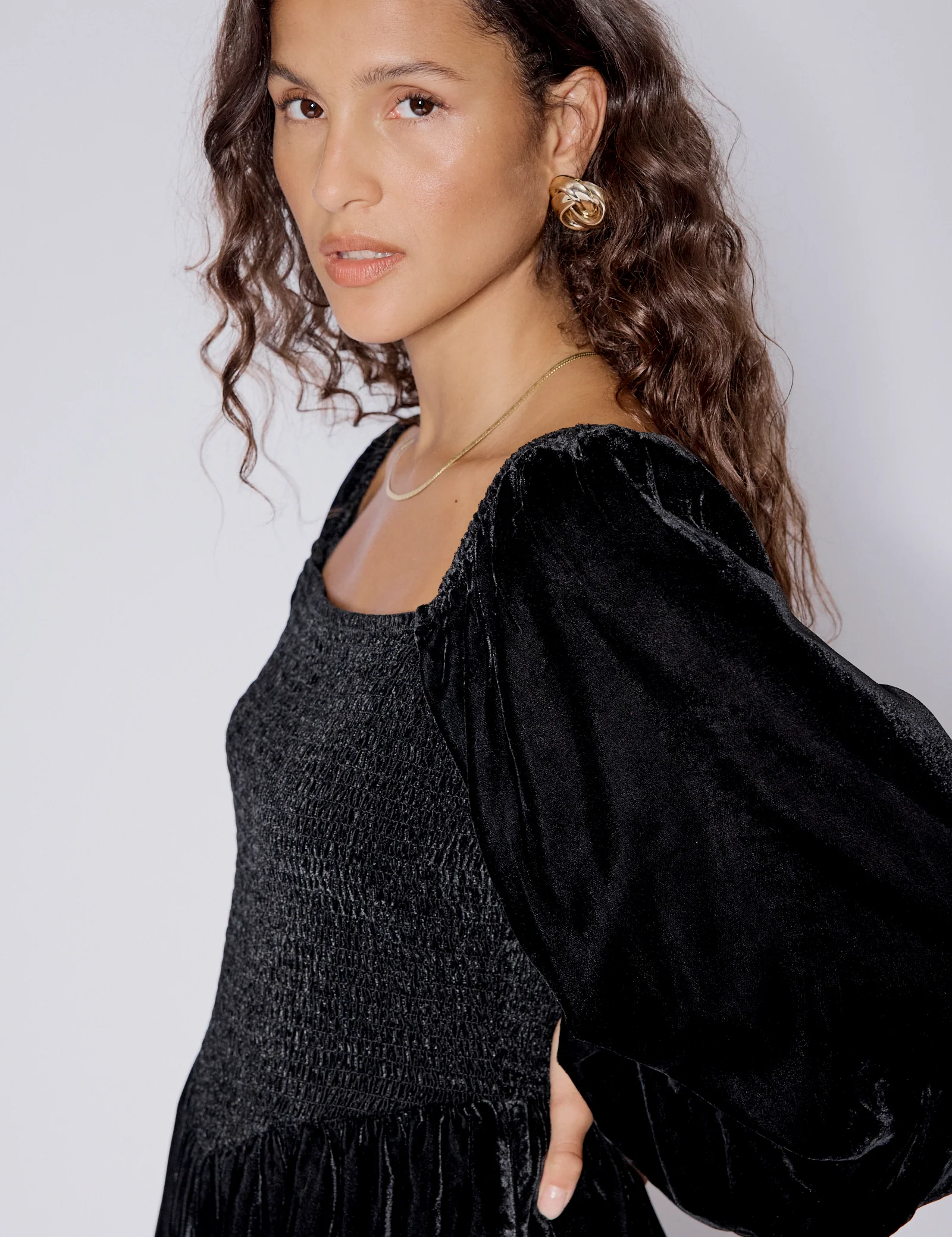 Black Velvet Balloon Sleeve Jupiter Mini Dress - Image 2
