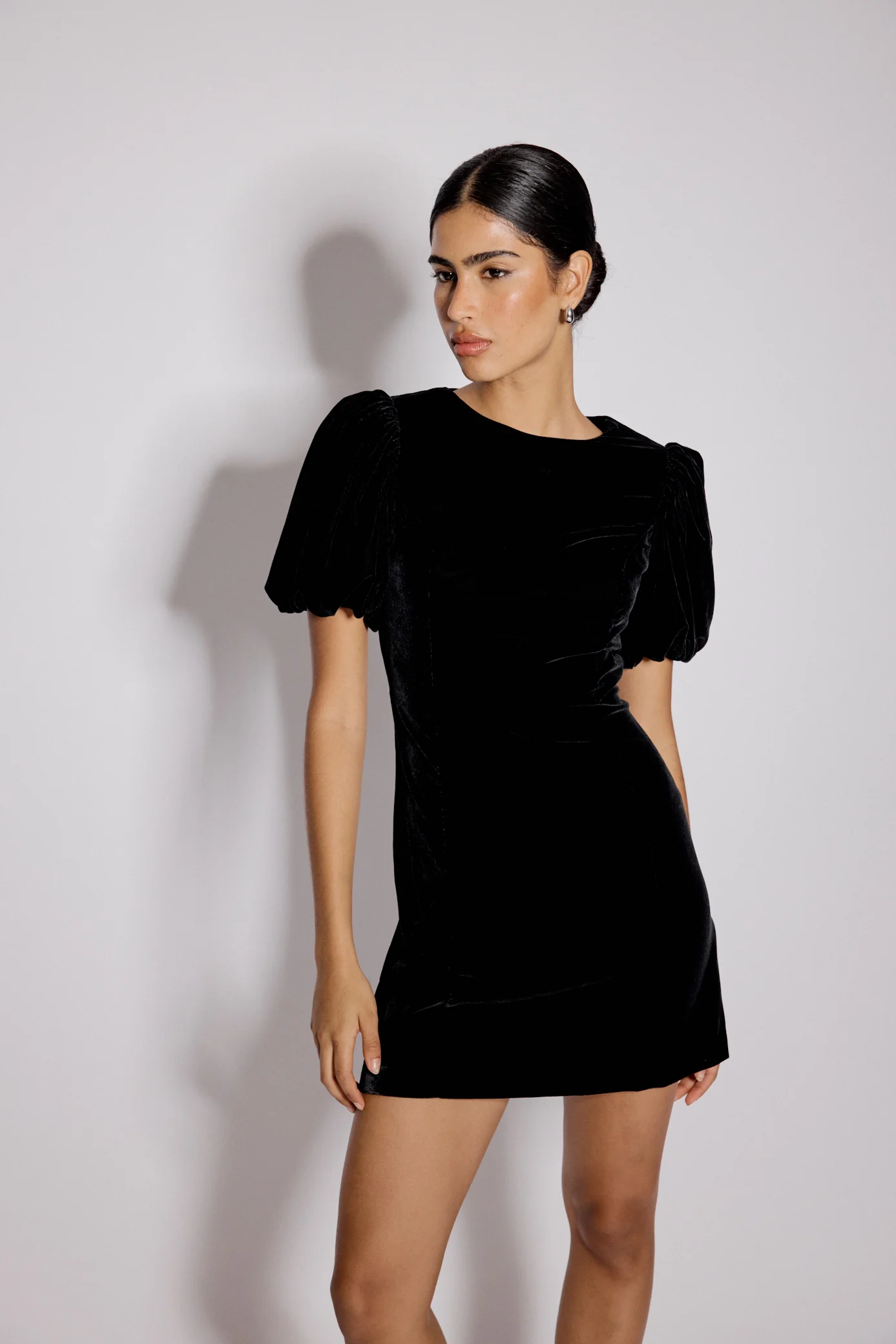 Black Velvet Puff Sleeve Boston Mini Shift Dress - Image 2