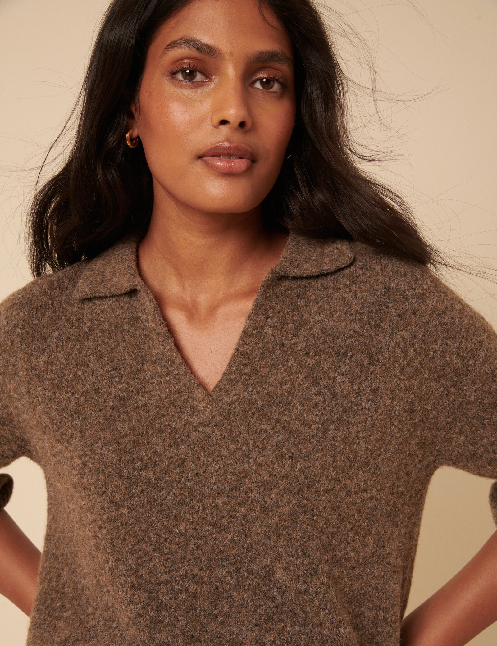 Brown Open Collar Knitted Short Sleeve Jumper - Image 4