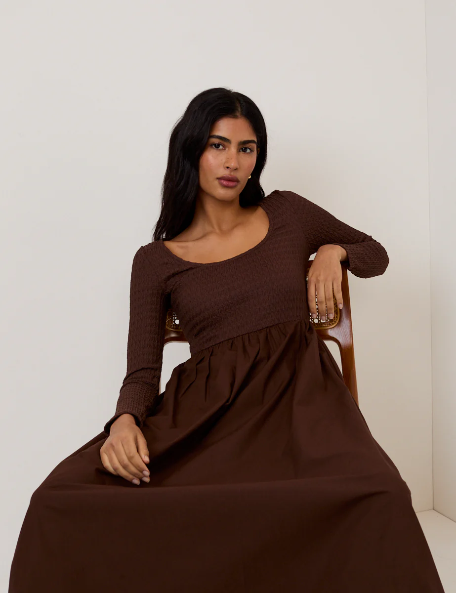 Brown Shirred Scoop Neck Molly Midi Dress - Image 4