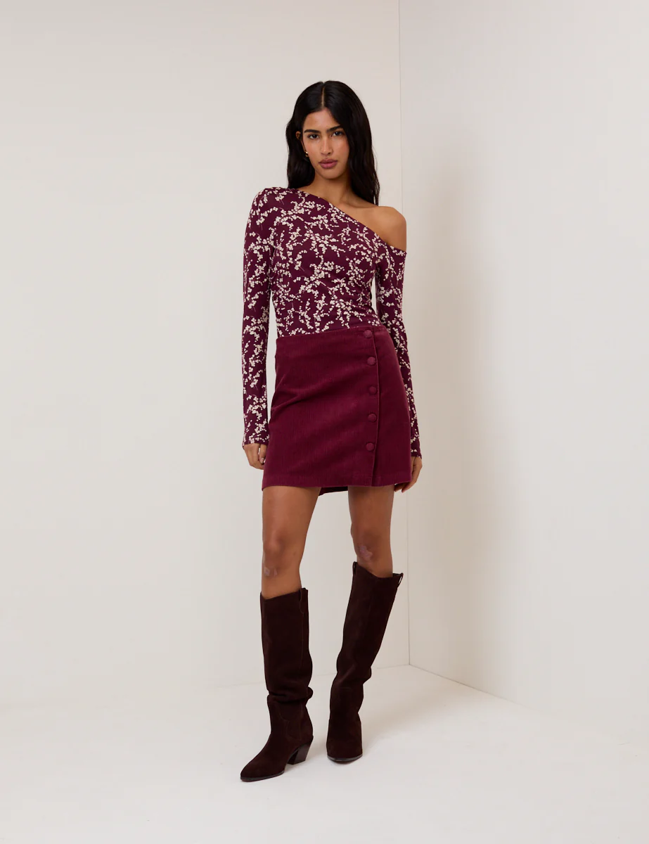 Burgundy One Shoulder Floral Top - Image 3