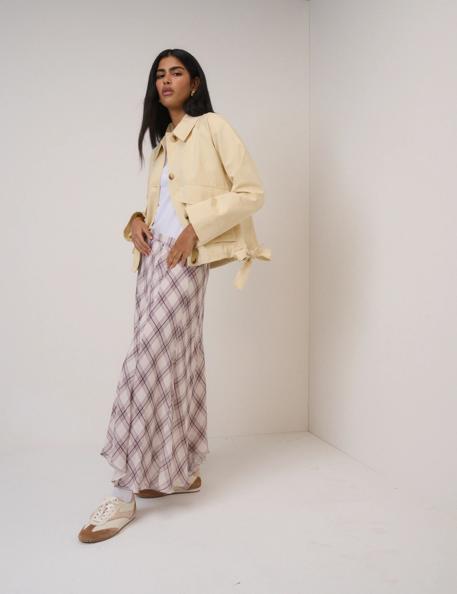 Butter Yellow Bow Detail Jacket - Image 3
