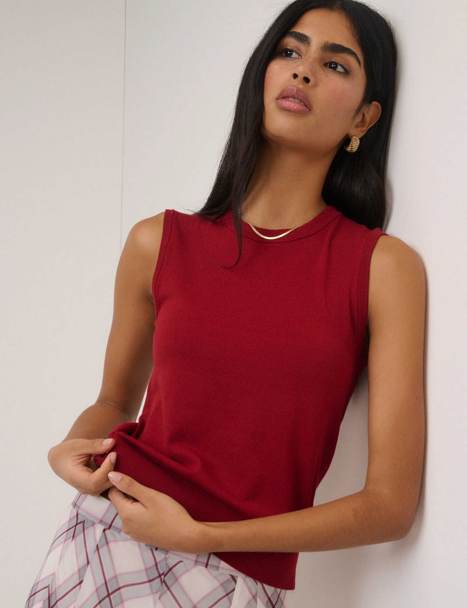 Red Crew Neck Knitted Vest