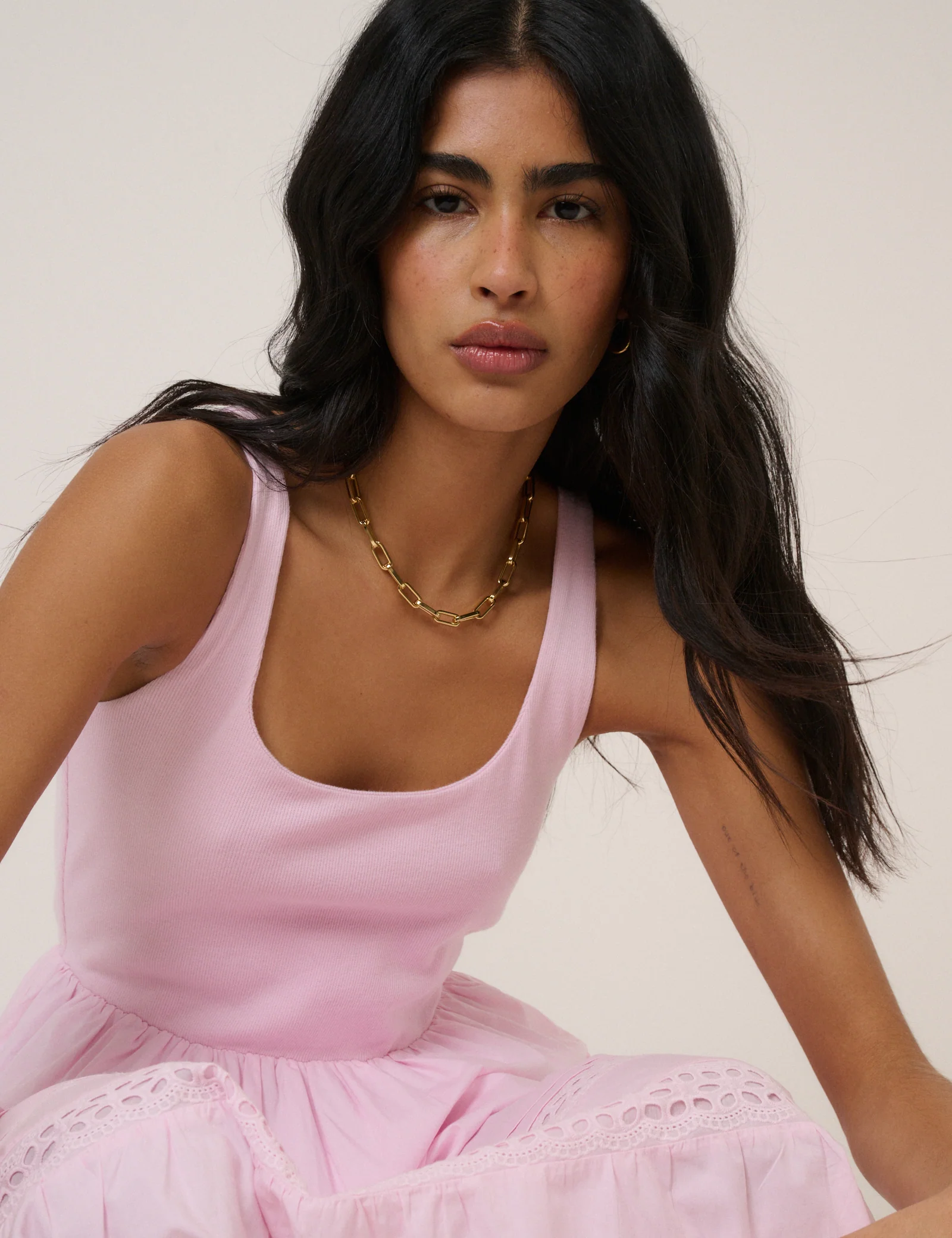 Pink Scoop Neck Everleigh Midi Dress - Image 4