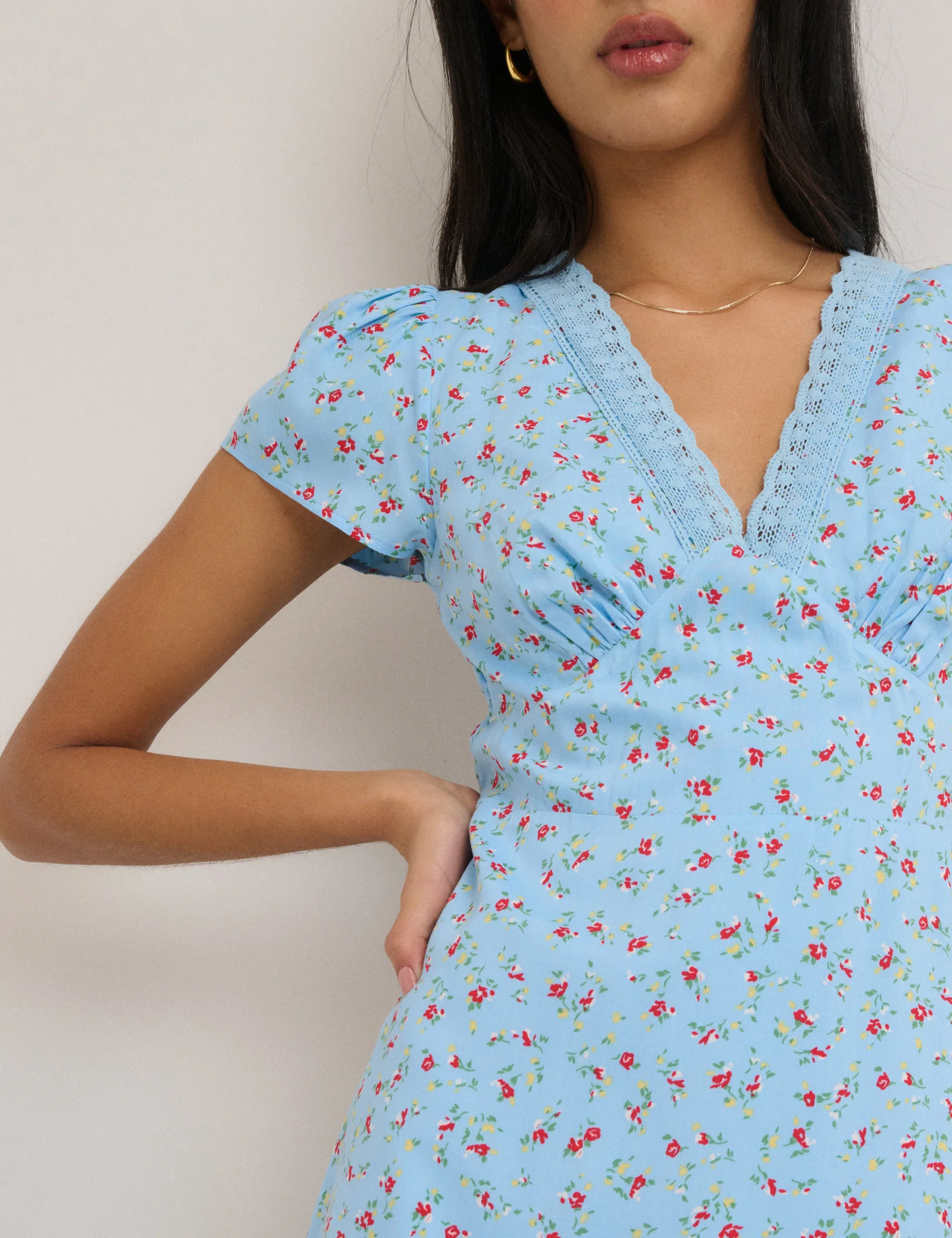Blue Ditsy Floral Kacey Midi Dress - Image 3