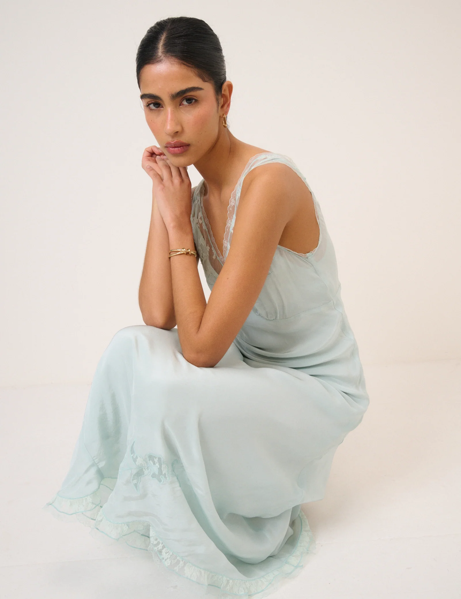 Blue Lace Lenora Midi Dress - Image 4