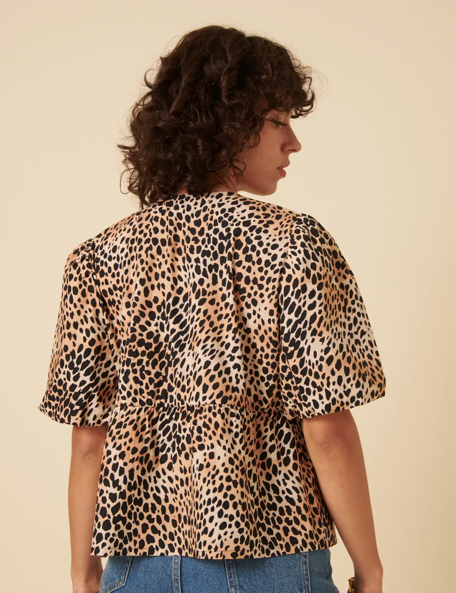 Leopard Print Tie Front Top - Image 4