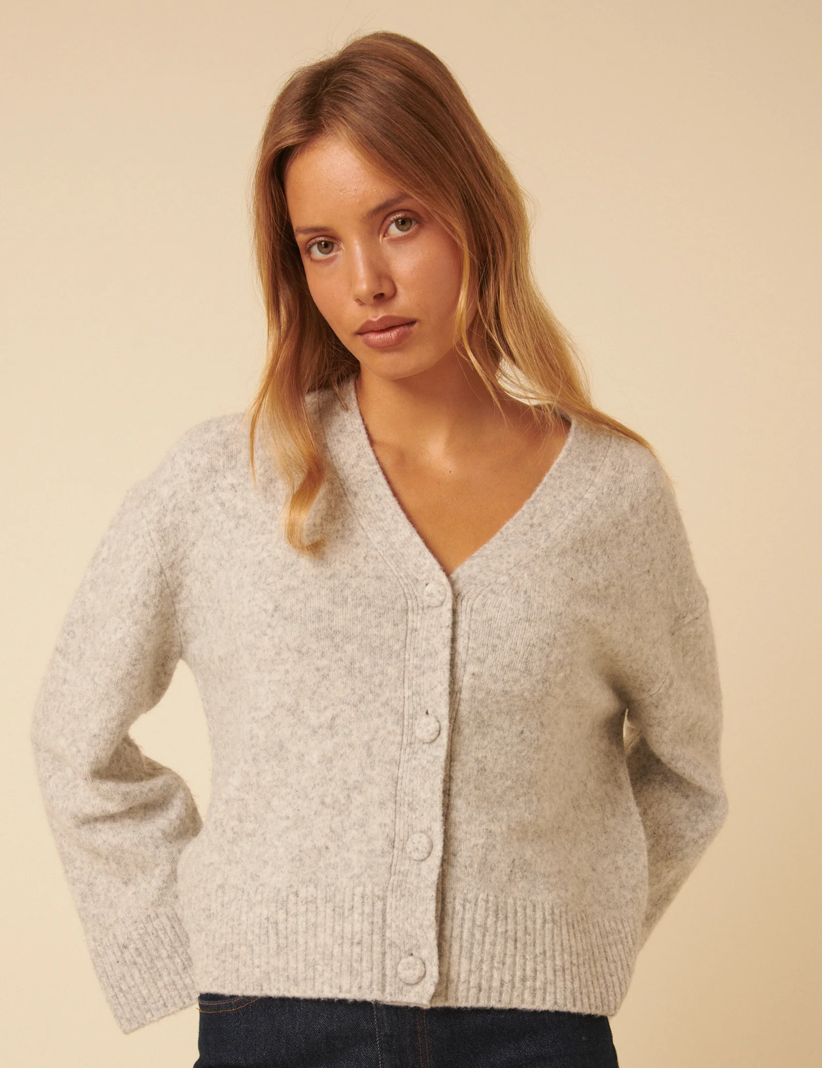 Light Grey V-Neck Cardigan - Image 4