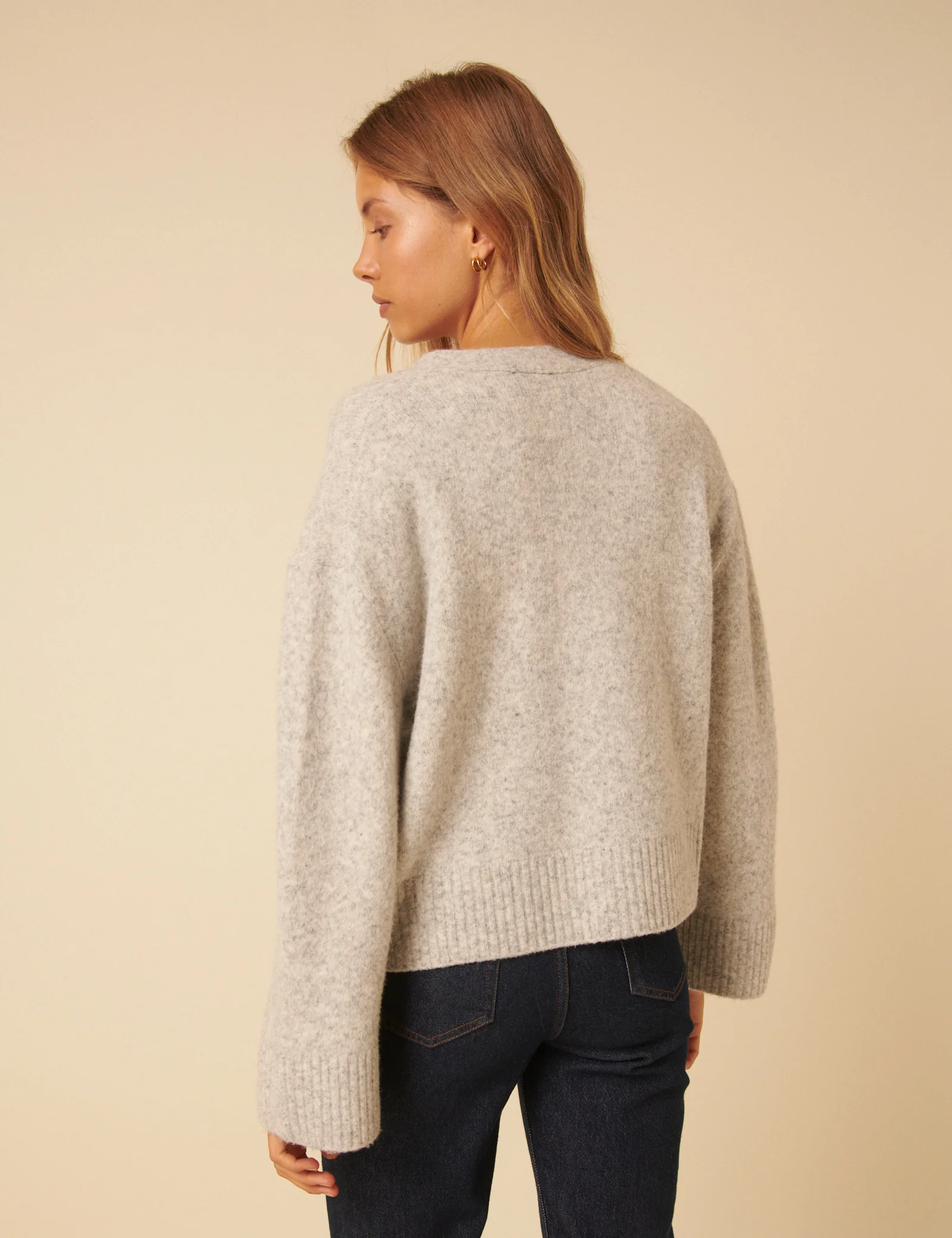 Light Grey V-Neck Cardigan - Image 5