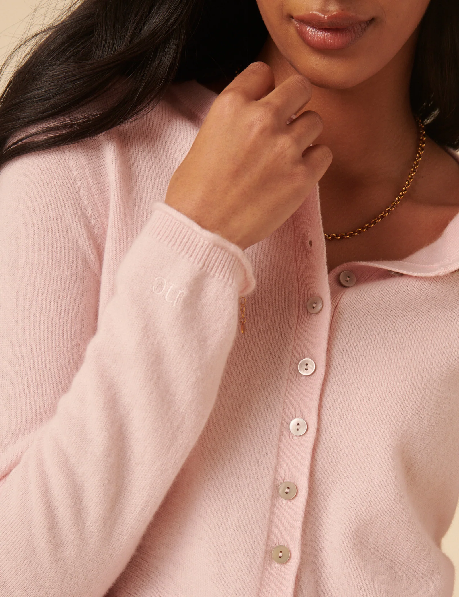 Light Pink Cashmere Crew Neck Cardigan - Image 3