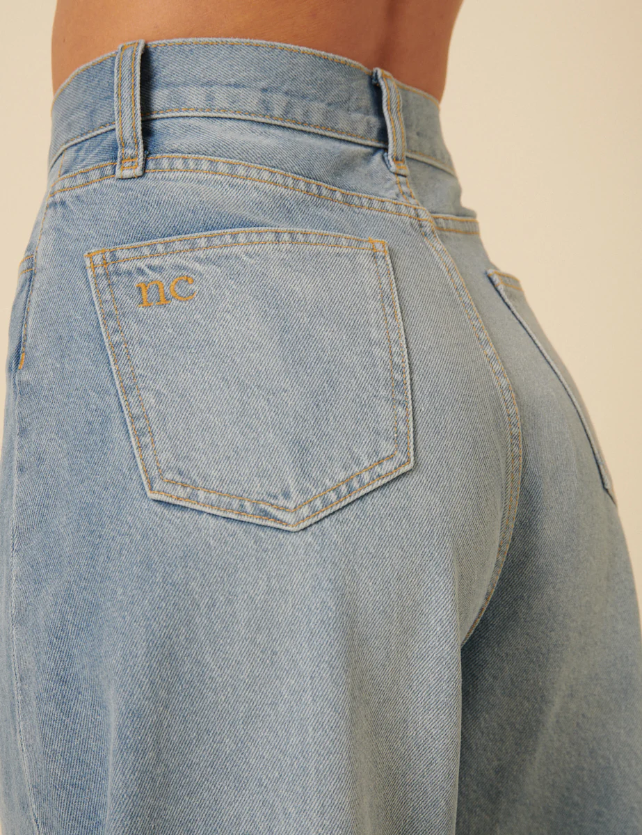 Light Wash Denim Horseshoe Barrel Jeans - Image 3