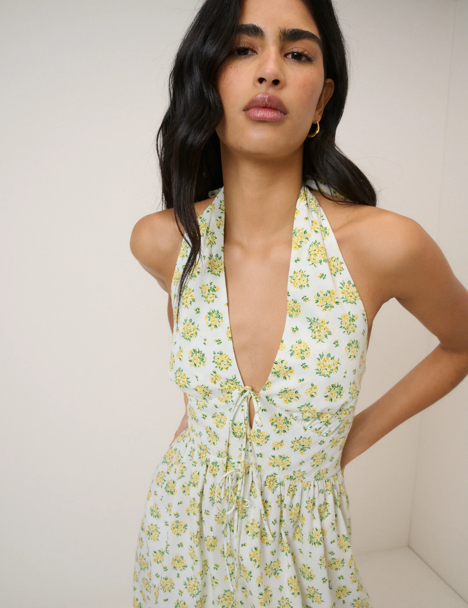 Yellow Floral Halter Neck Lilijana Midi Dress - Image 4