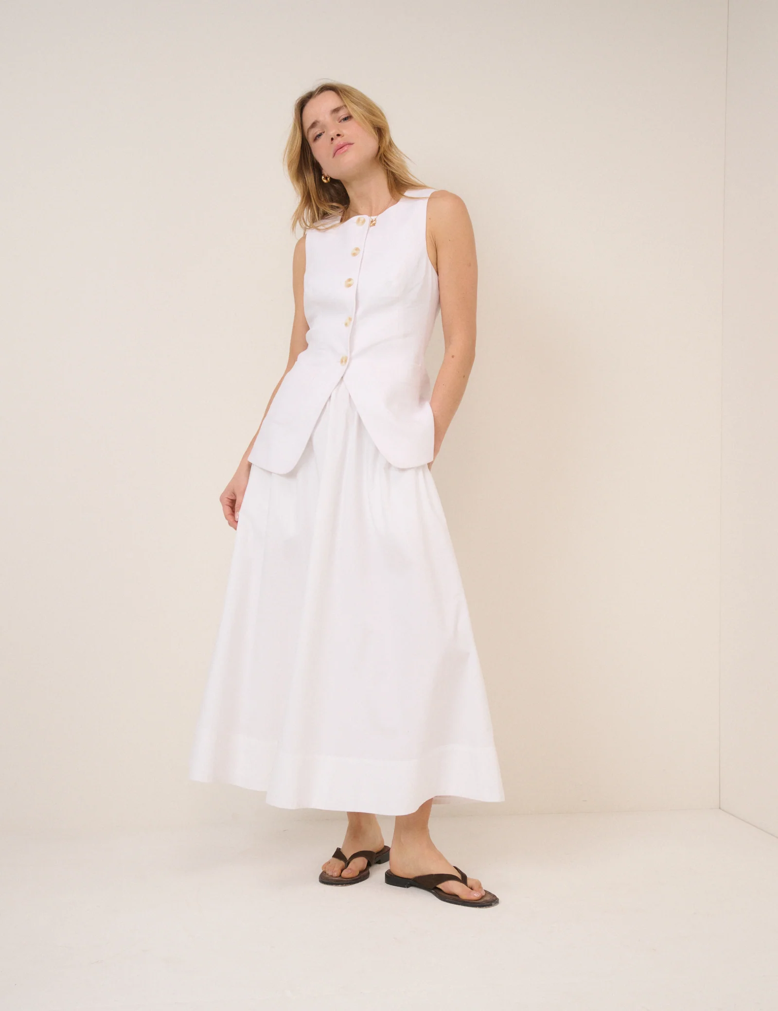 White Longline Tailored Waistcoat - Image 4