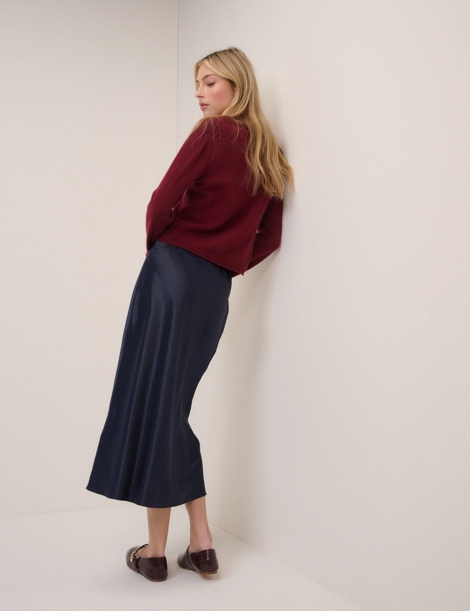 Navy Satin Mila Midi Skirt - Image 5