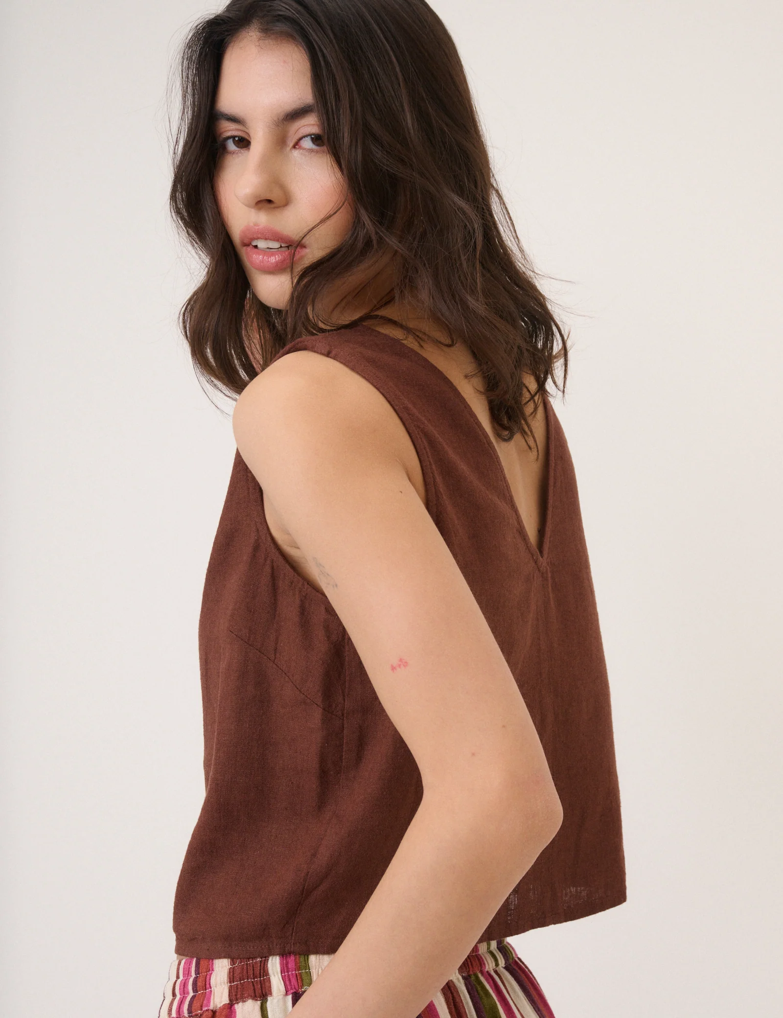 Brown Linen-Blend Swing Top - Image 2