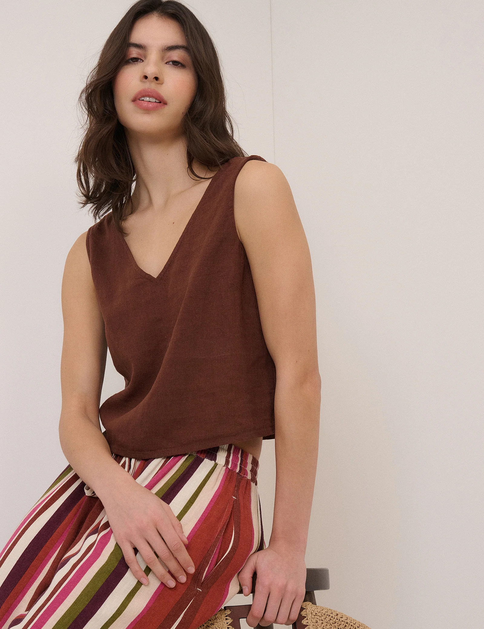 Brown Linen-Blend Swing Top - Image 5