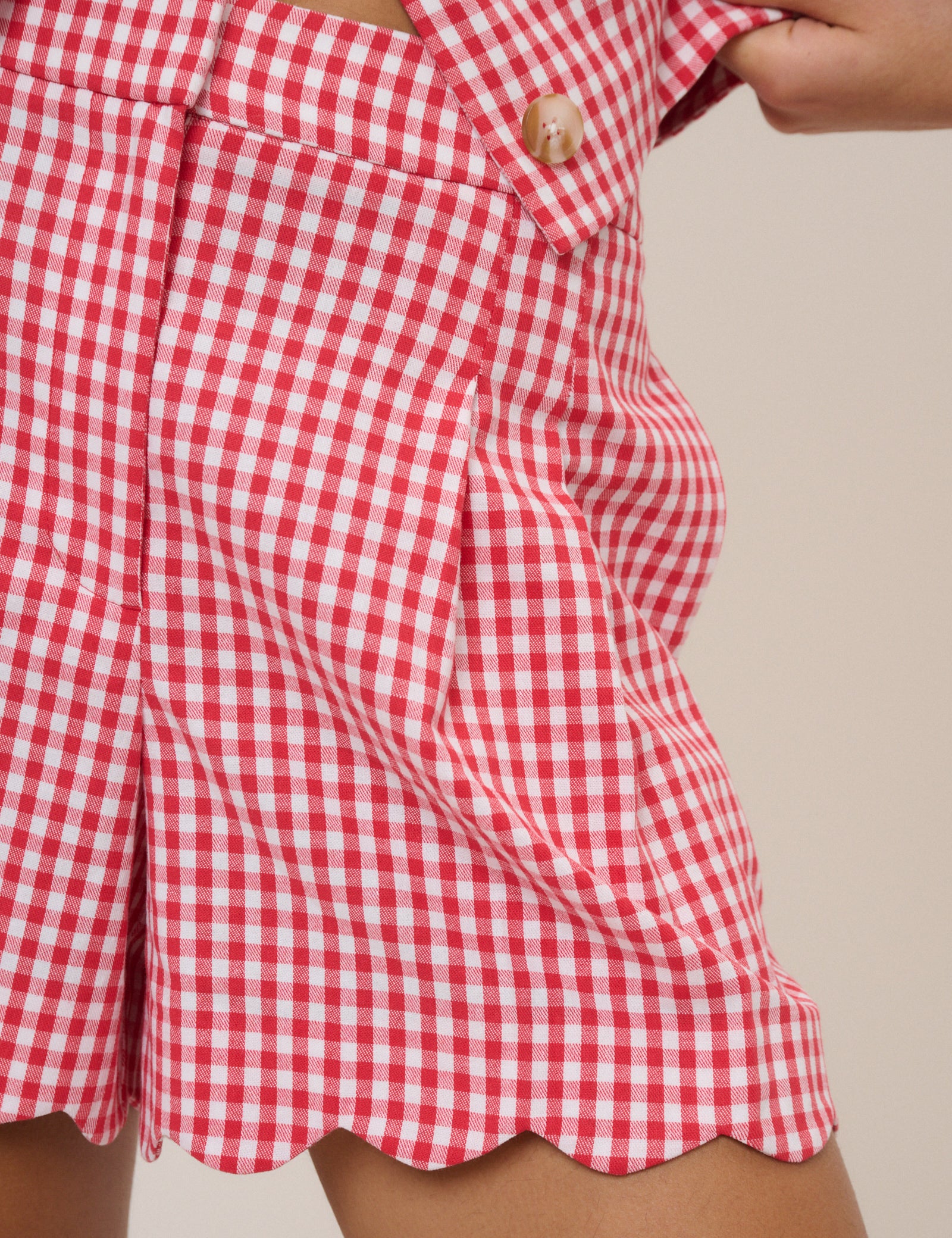 Red Gingham Scallop Tailored Shorts - Image 5