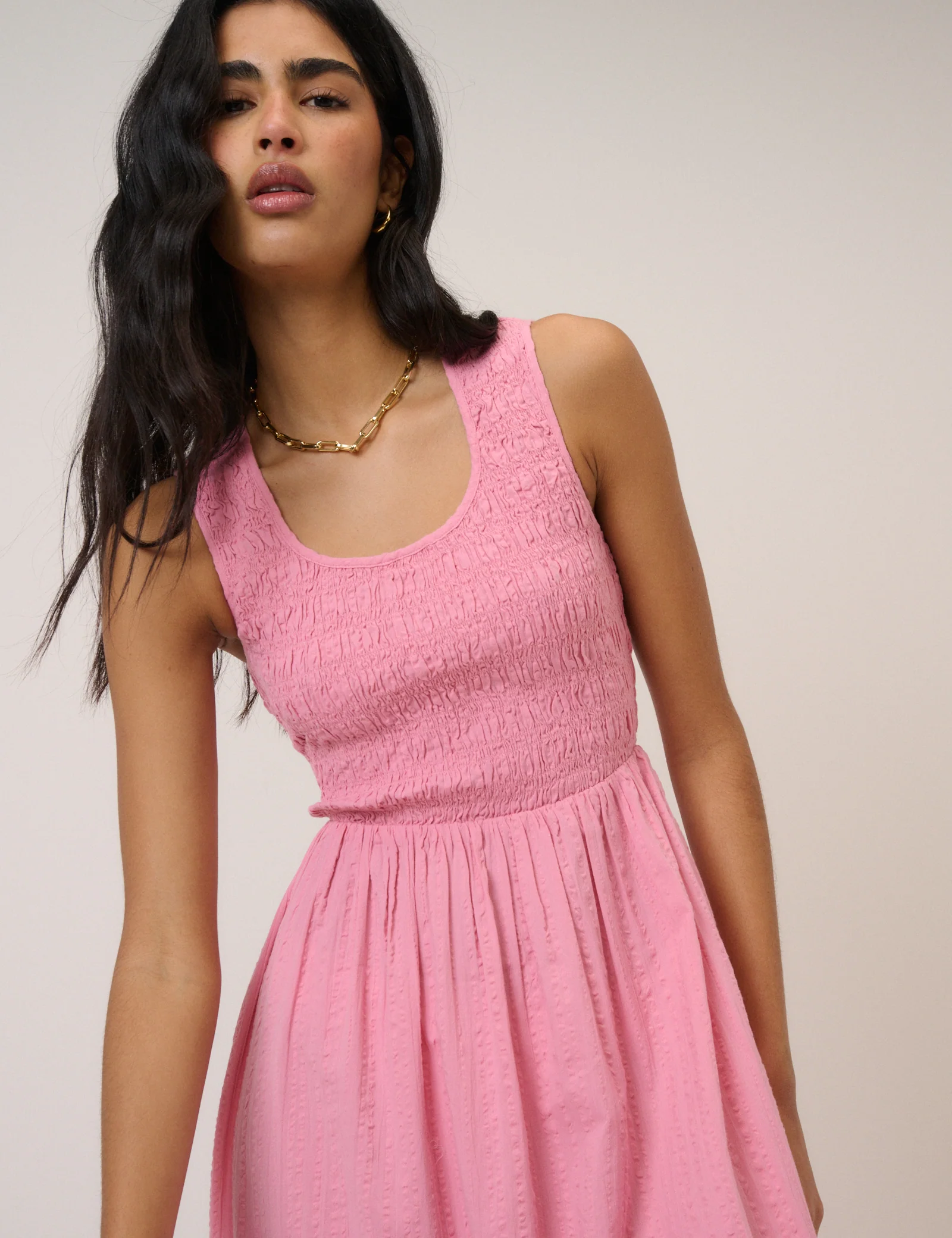 Pink Ruched Sleeveless Kinsley Midi Dress - Image 2