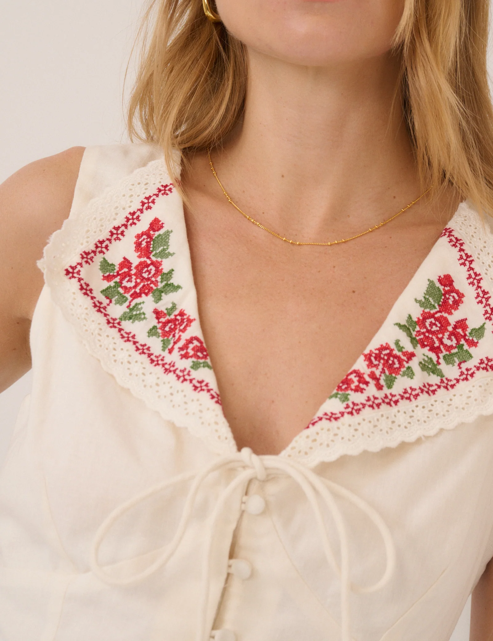 White Floral Collared Waistcoat - Image 2