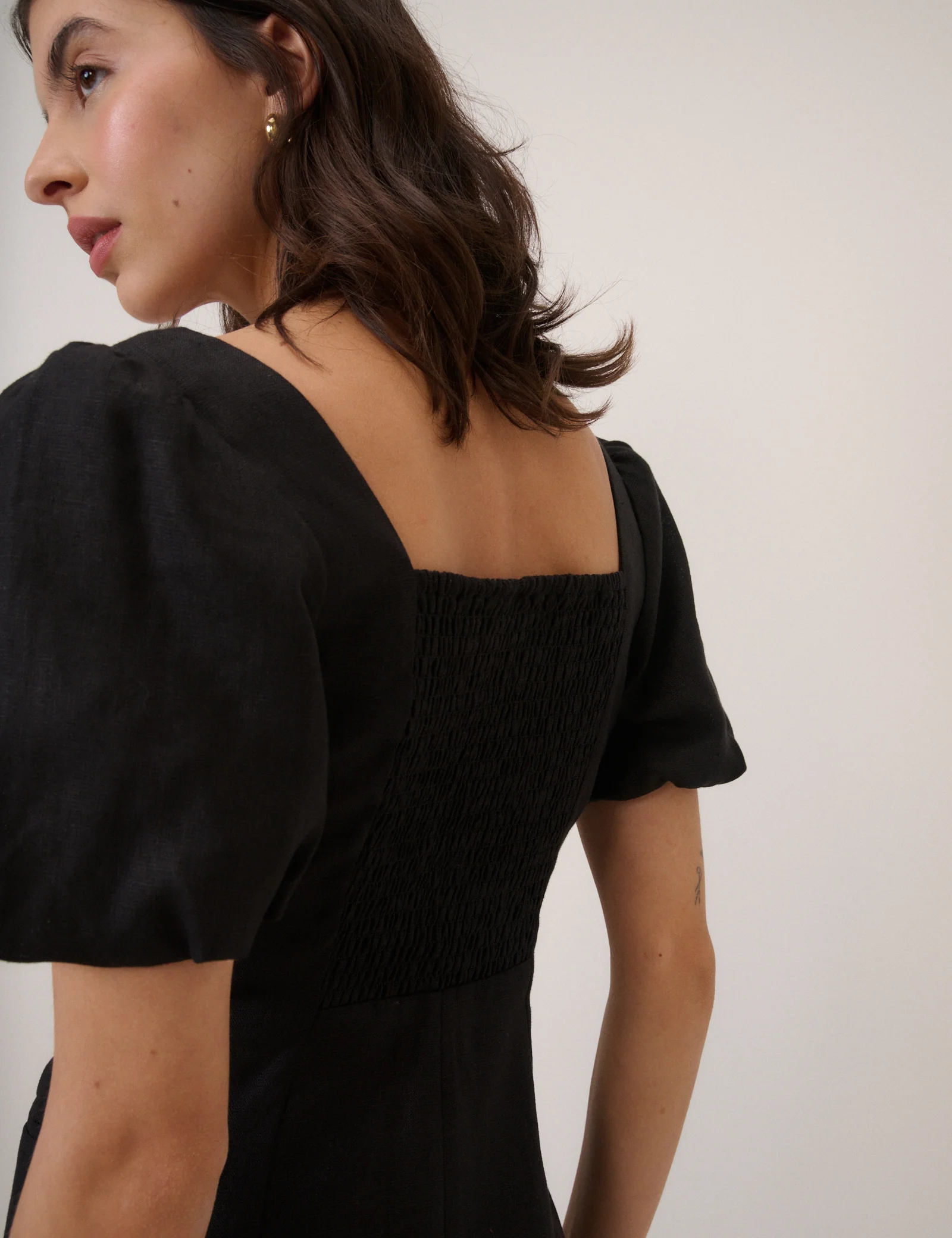 Black Square Neck Tailored Dress - Image 4