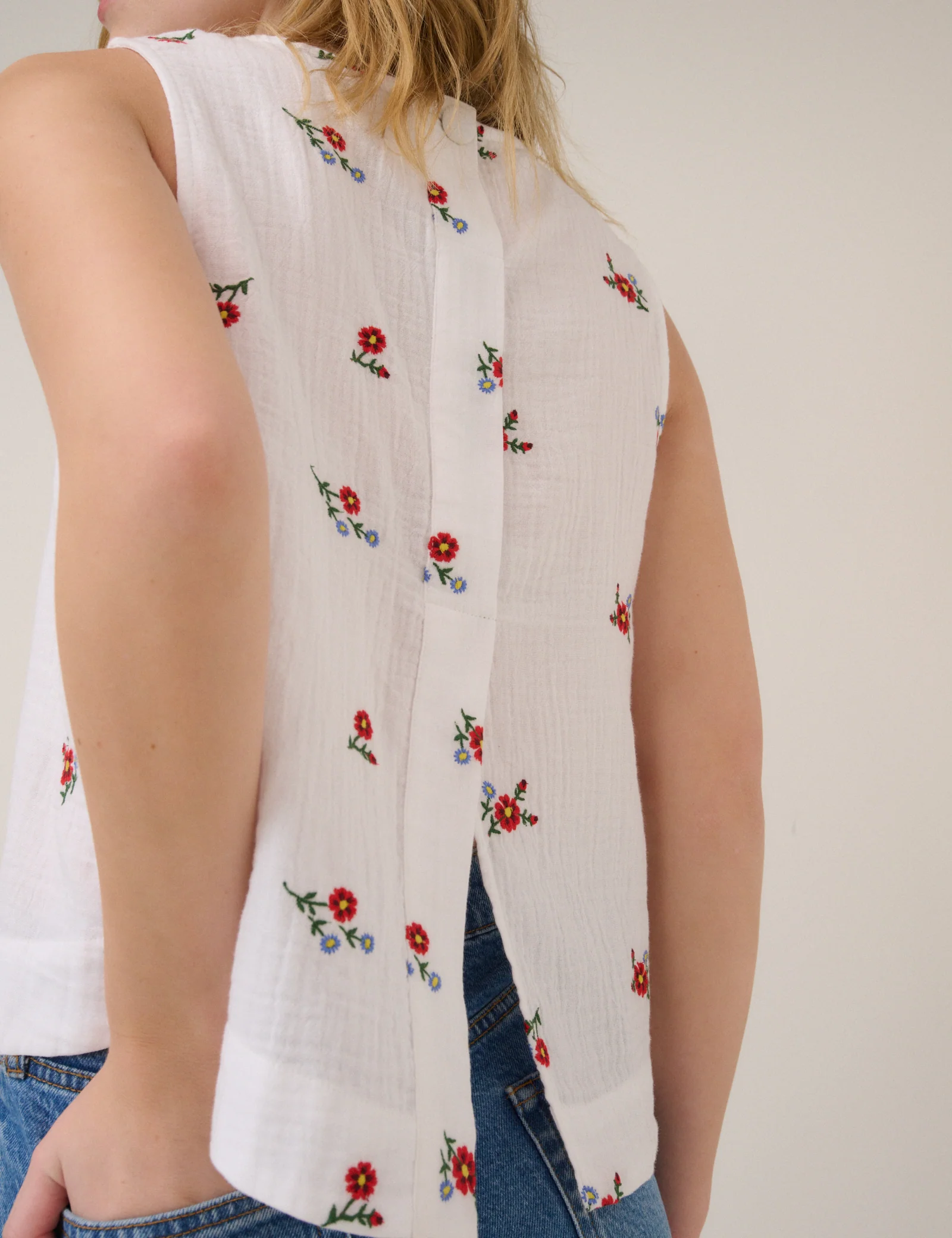 White Floral Embroidered Stirling Top - Image 3