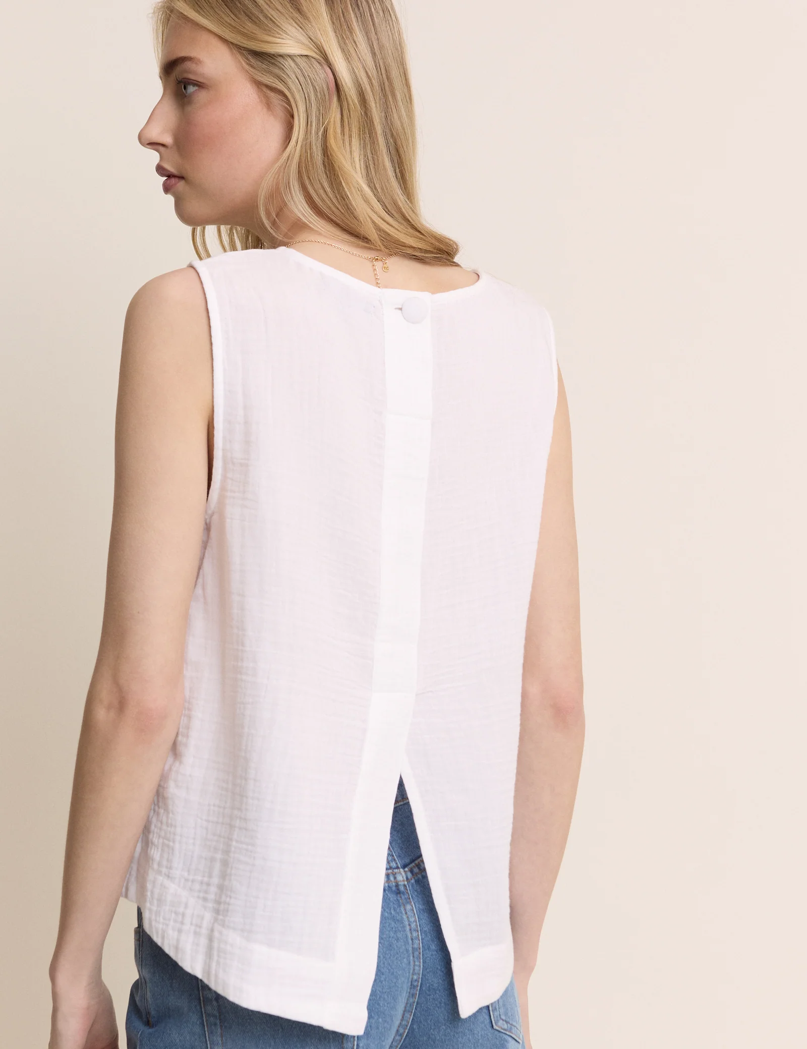 White Stirling Swing Top - Image 4
