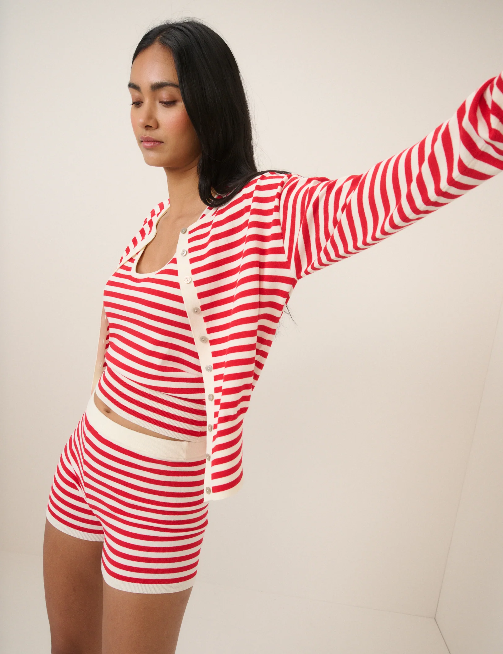 Red Stripe Fine Knit Shorts - Image 6