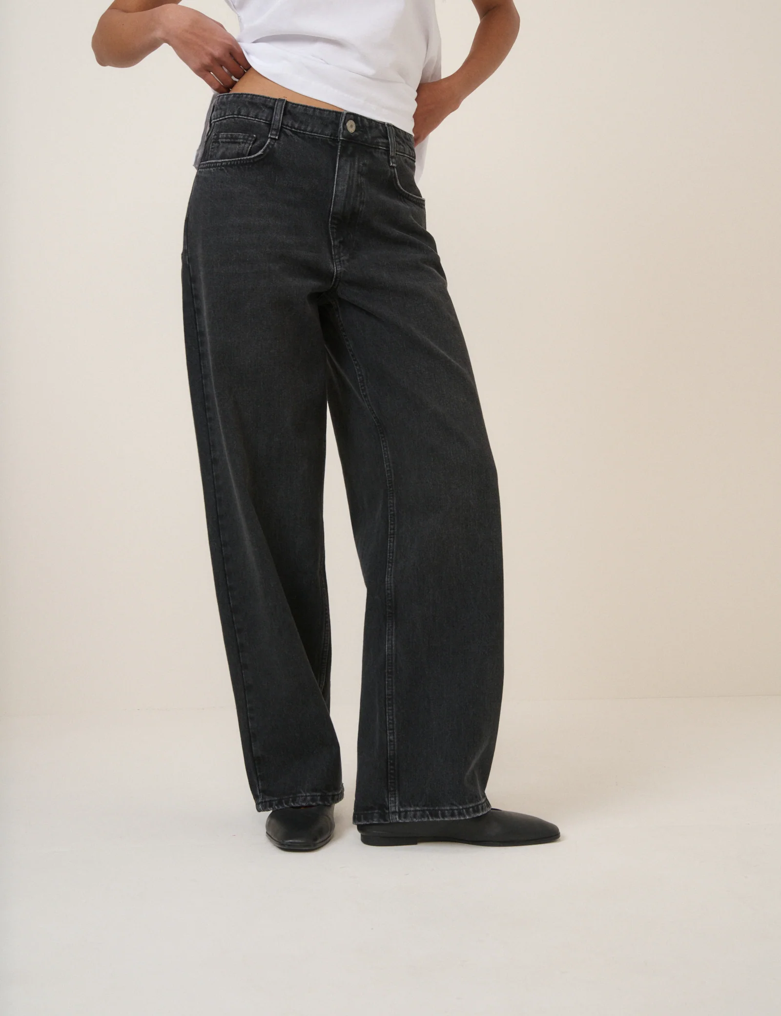 Black Wide Leg Stepney Loose Jeans - Image 2