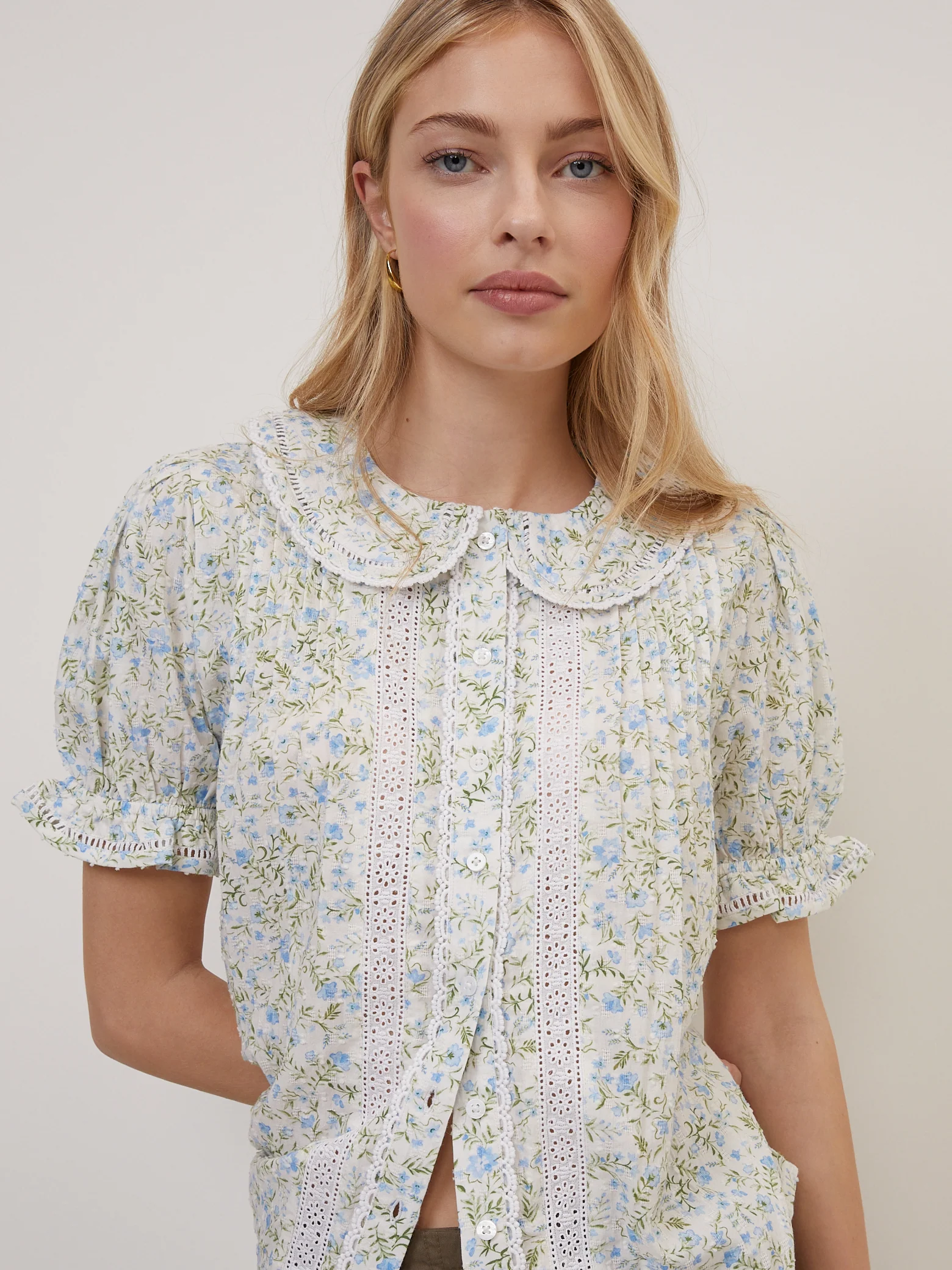 White Floral Peter Pan Blouse - Image 3