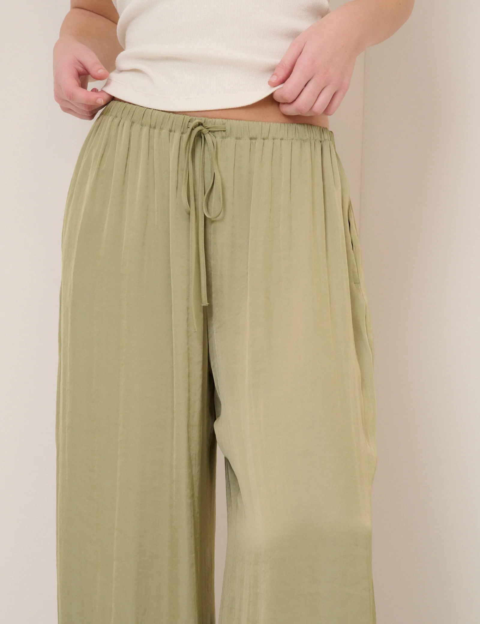 Green Vida Balloon Leg Trousers - Image 5