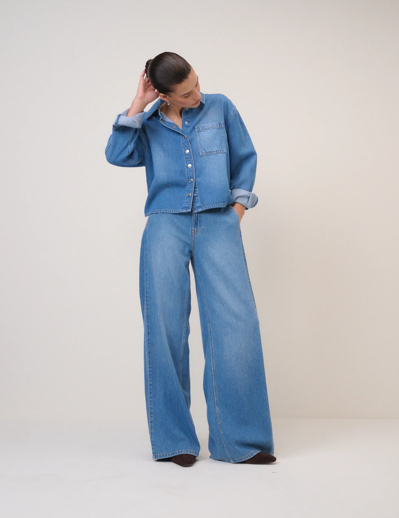 Blue Mid Rise Wide Leg Jeans - Image 4