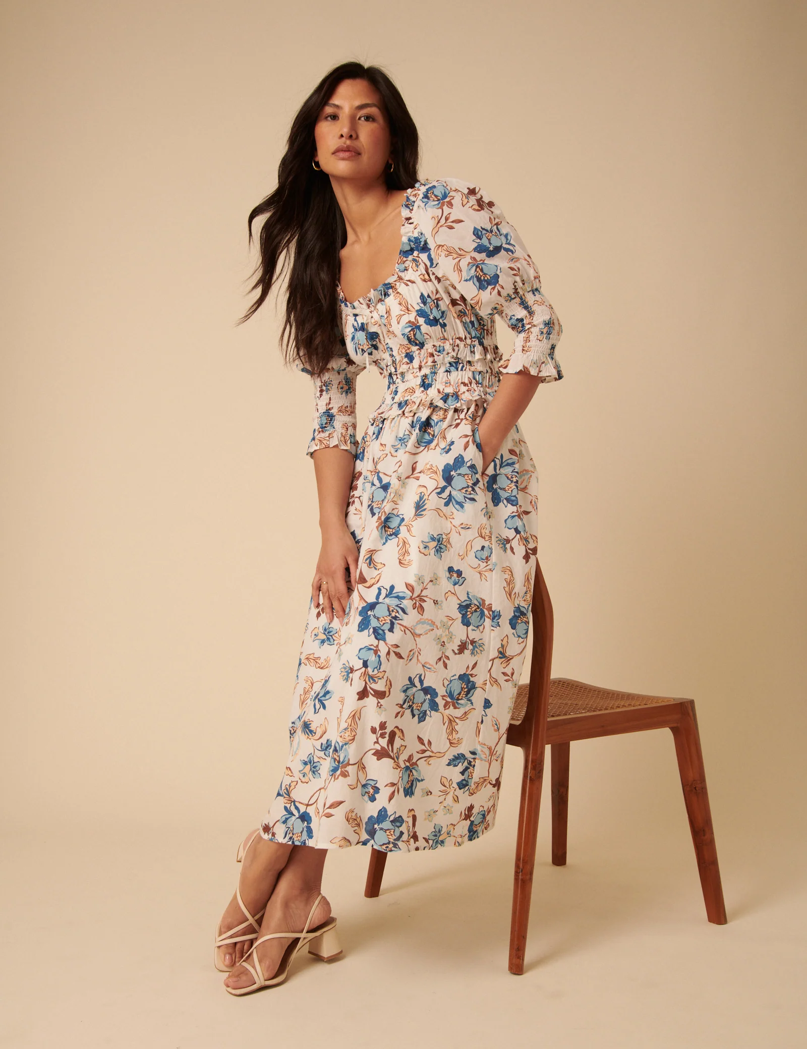 White Floral Ariel Midi Dress - Image 5