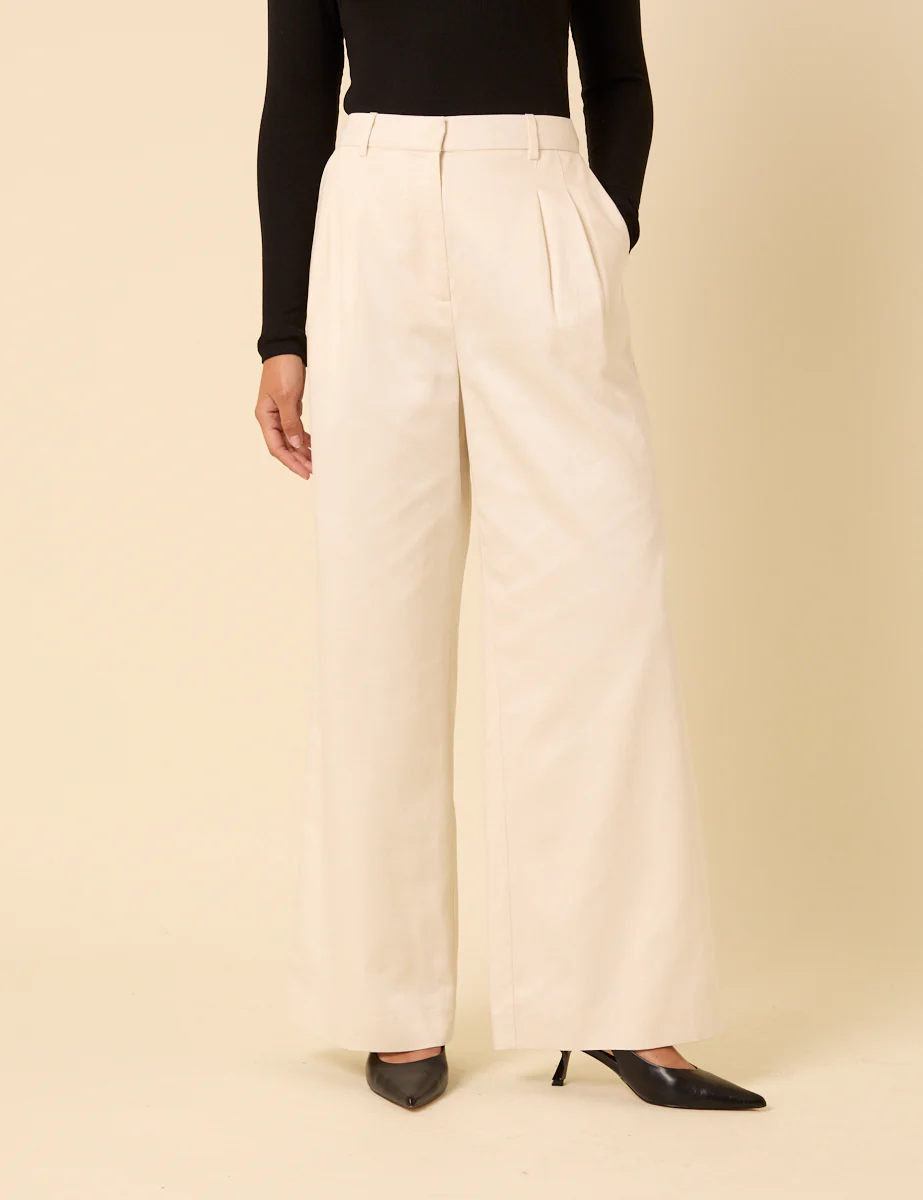 White Tailored Wide Leg Trousers - Image 2